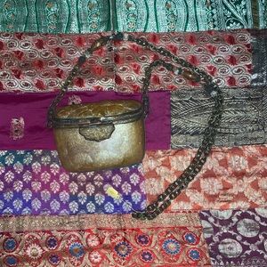 Resin bag with chain strap